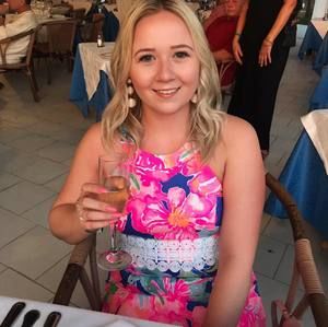 Meet your Posher, Juliana